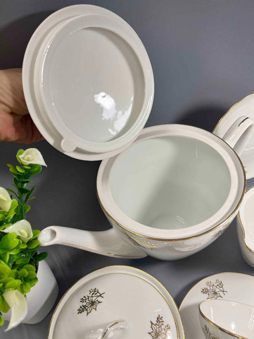 Сервиз чайный Epiag Чехословакия, клеймо после 1946г. Тонкий фарфор с позолотой. Винтаж.Цена за 14пр. Картинка 5